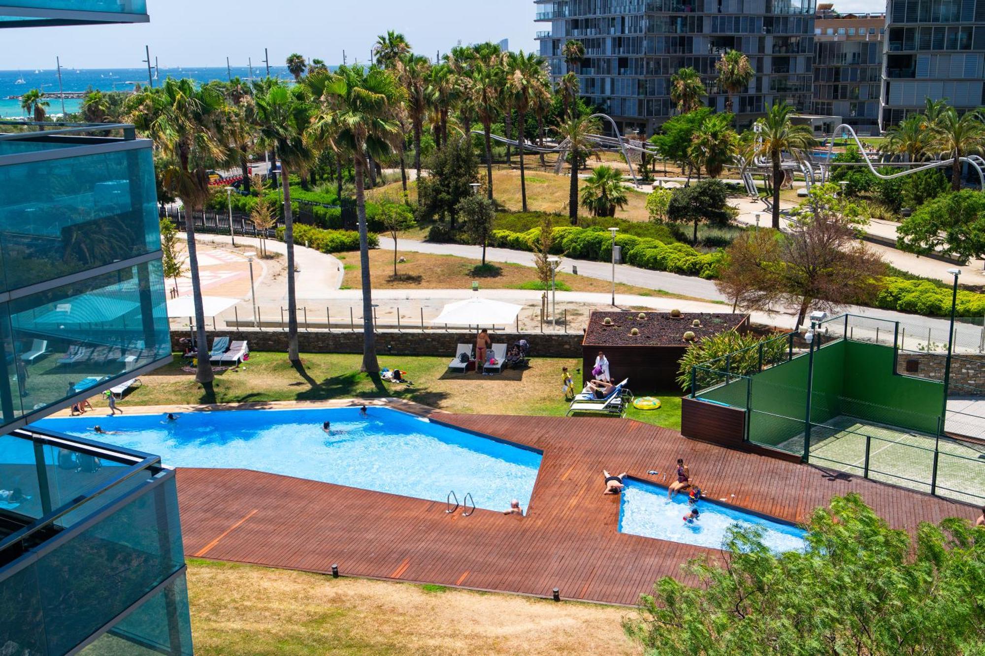 Unique Rentals-Seafront Luxe Suites Barcelona Exterior photo