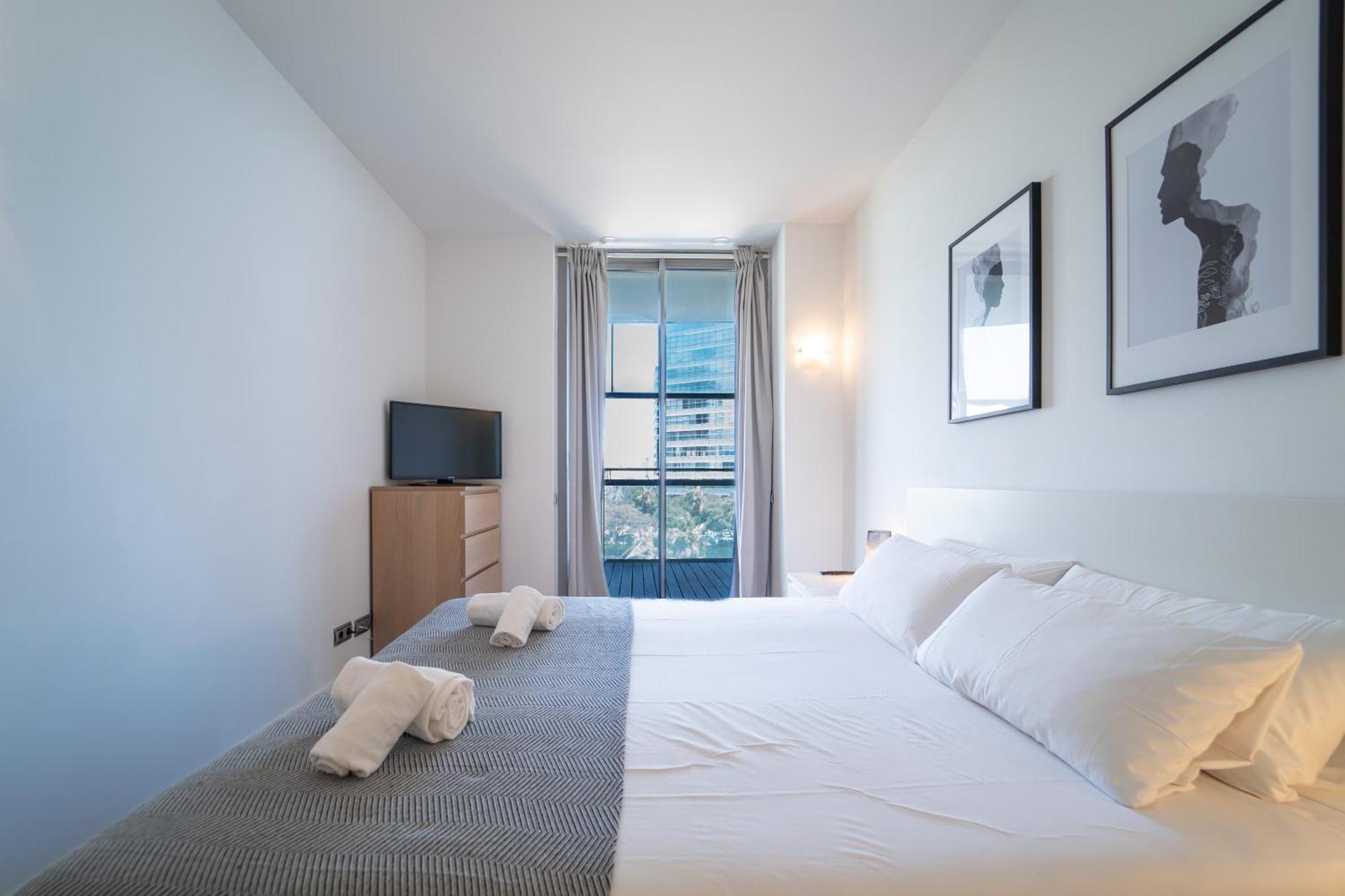 Unique Rentals-Seafront Luxe Suites Barcelona Exterior photo