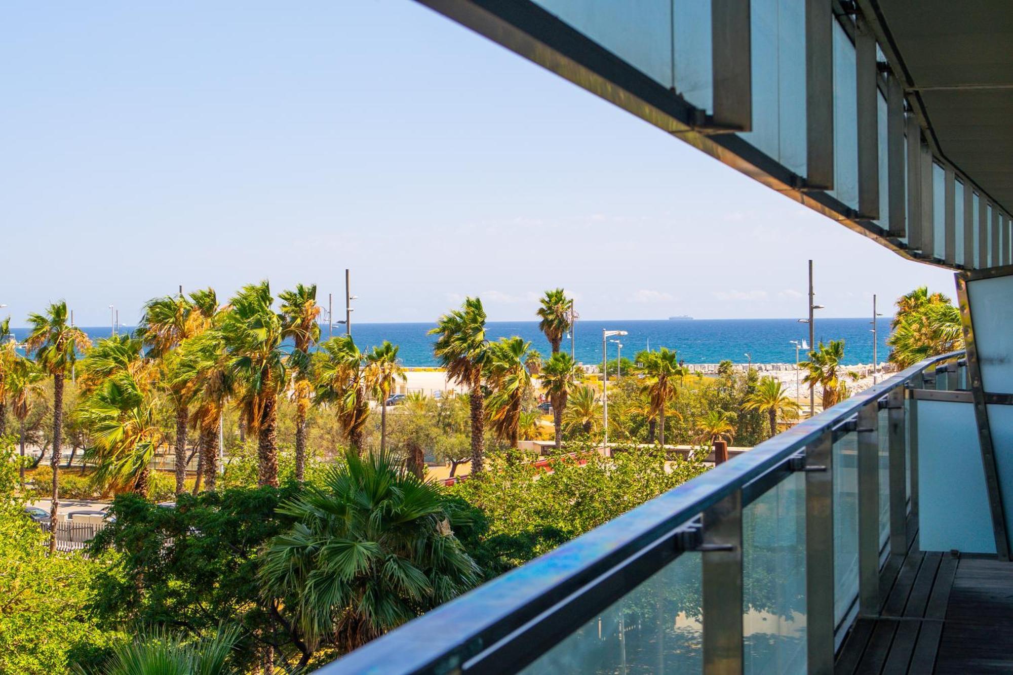 Unique Rentals-Seafront Luxe Suites Barcelona Exterior photo